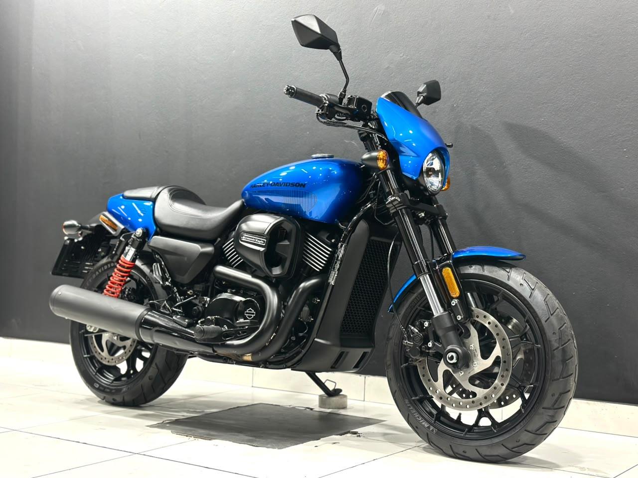 Harley-Davidson Street Rod 750
