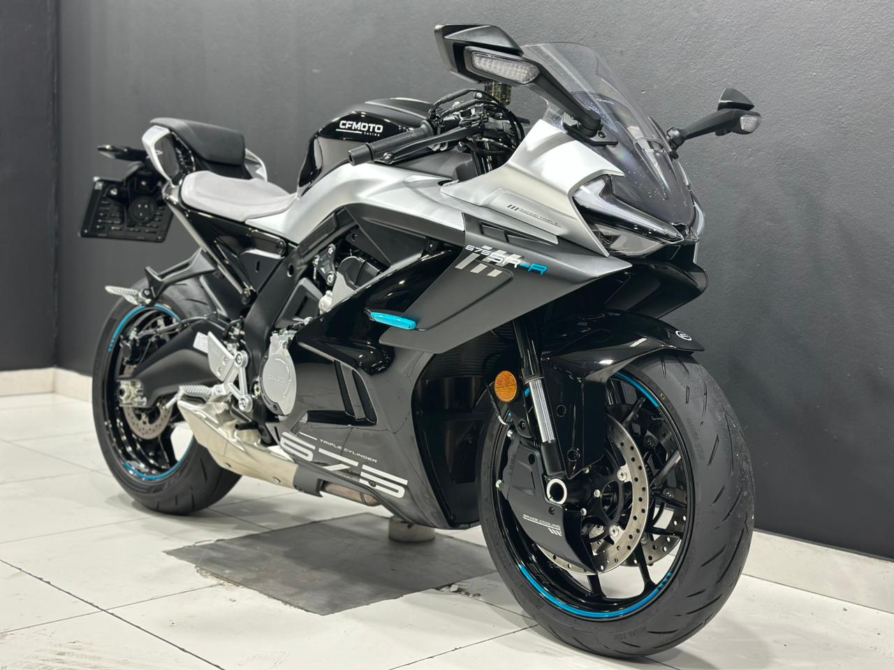 CFMOTO 675 SR-R